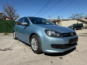 VW Golf Обслужен, подгрев, Нави, парктроник , снимка 1