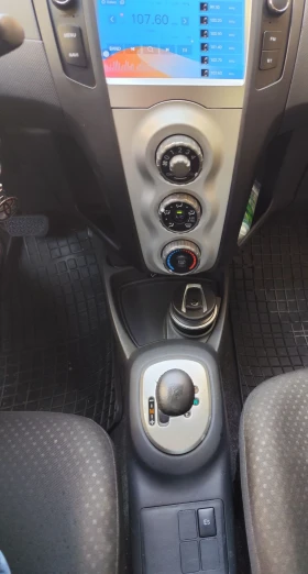 Toyota Yaris, снимка 4
