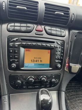 Mercedes-Benz 320 4matic-газ/бензин-всички екстри, снимка 12