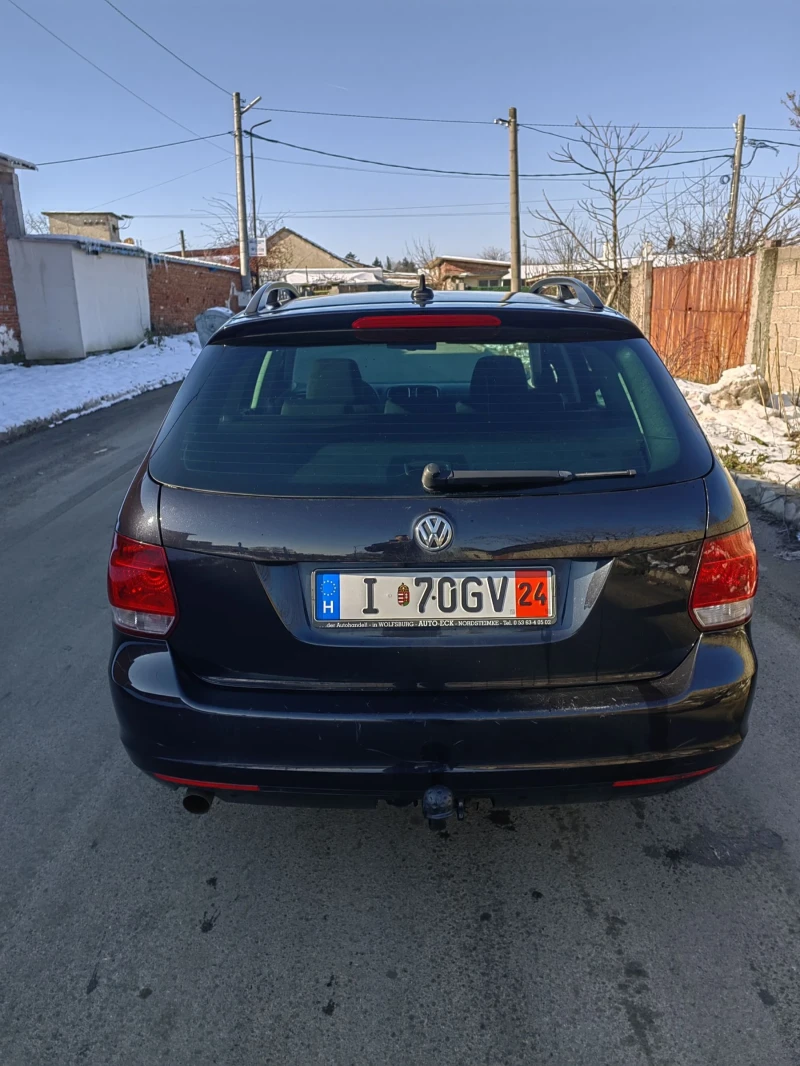 VW Golf 1.6тди, снимка 5 - Автомобили и джипове - 48732180