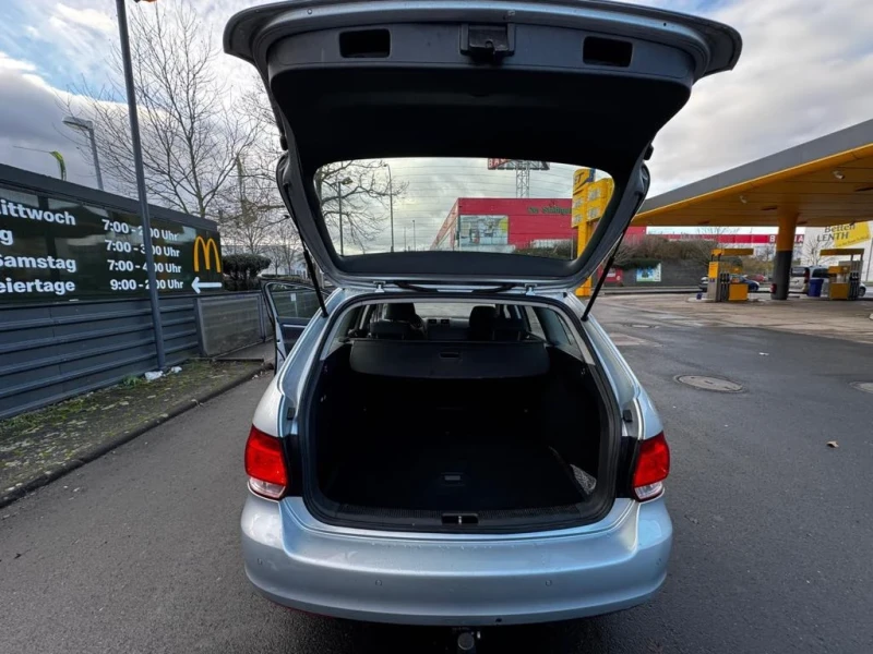 VW Golf Variant 1.9 TDi, снимка 9 - Автомобили и джипове - 49514935