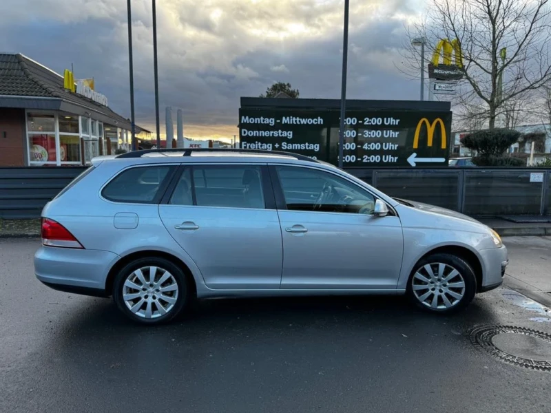 VW Golf Variant 1.9 TDi, снимка 4 - Автомобили и джипове - 49514935