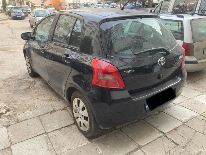 Toyota Yaris, снимка 4 - Автомобили и джипове - 52621269
