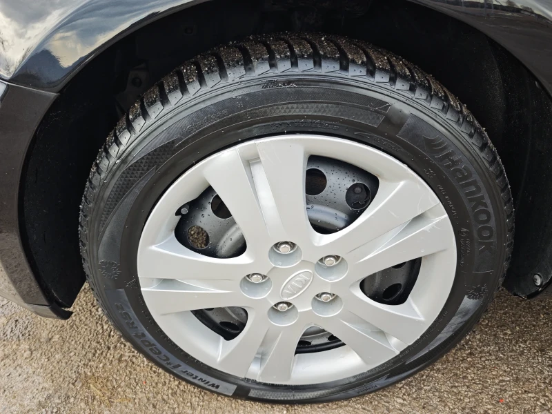 Kia Ceed 1.4i/16V, снимка 14 - Автомобили и джипове - 52488823