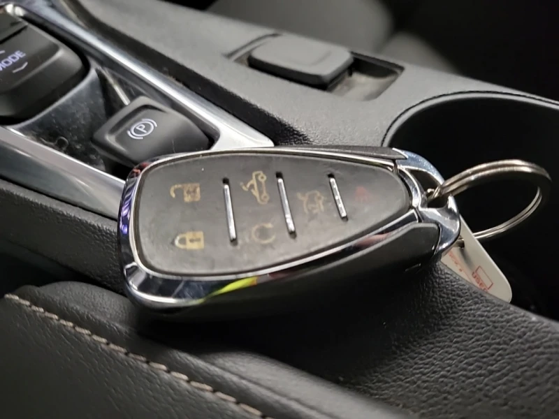 Chevrolet Camaro CARFAX* АВТОФИНАНСИРАНЕ БЕЗ ПЪРВОНАЧАЛНА ВНОСКА, снимка 12 - Автомобили и джипове - 52804144