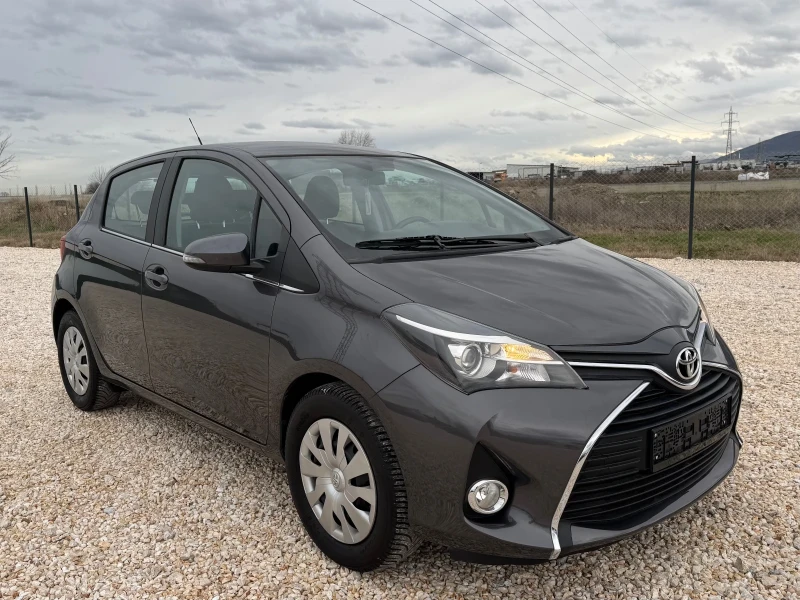 Toyota Yaris 1.33/EURO6B/Навигация/Камера, снимка 3 - Автомобили и джипове - 52991153