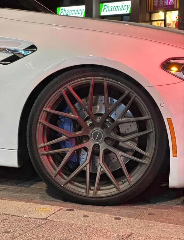 BMW M5 * Sedan * CARFAX *    | Mobile.bg   5