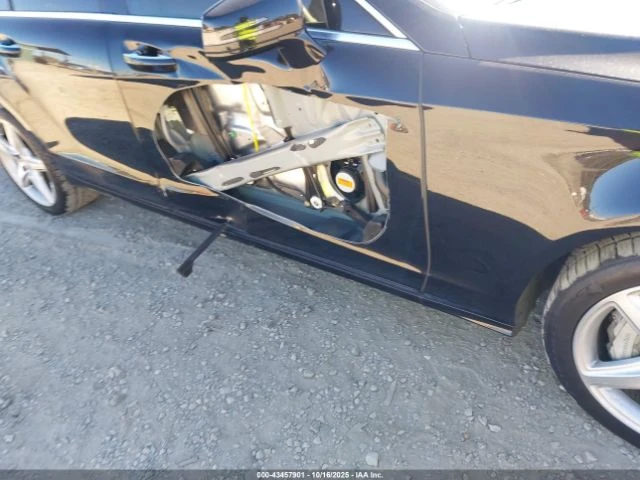 Mercedes-Benz CLS 550 * ТОП* ПОДГРЕВ* ОБДУХВАНЕ* КАМЕРА* KEYLESS* SOFT*  - изображение 6