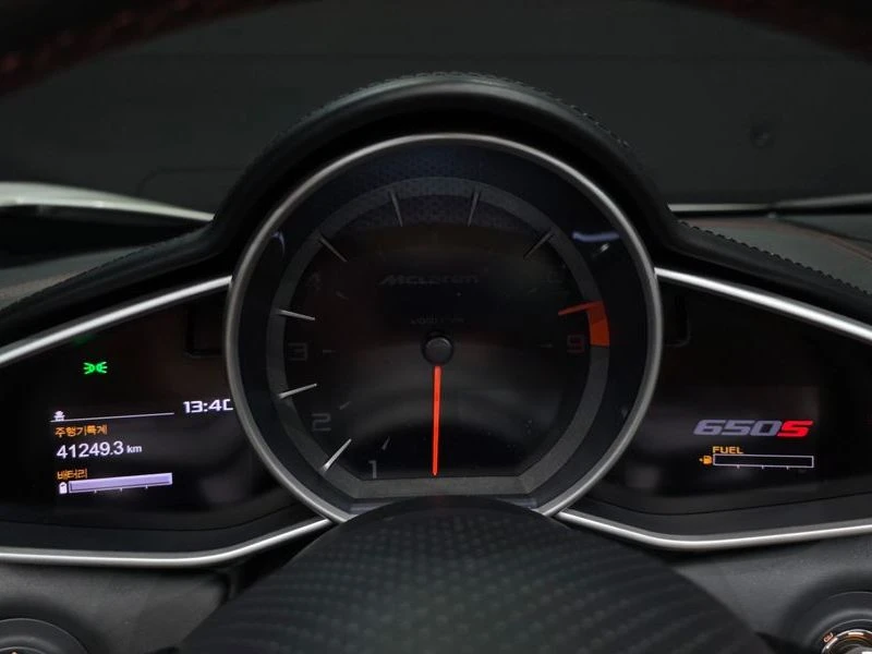 McLaren 650S 3.8 Spider| 641к.с.| ВКЛ.ТЕХНОТЕСТ, снимка 8 - Автомобили и джипове - 55135220