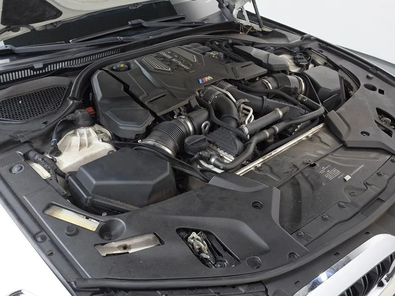 BMW M5 M5 Sedan, снимка 6 - Автомобили и джипове - 55964126