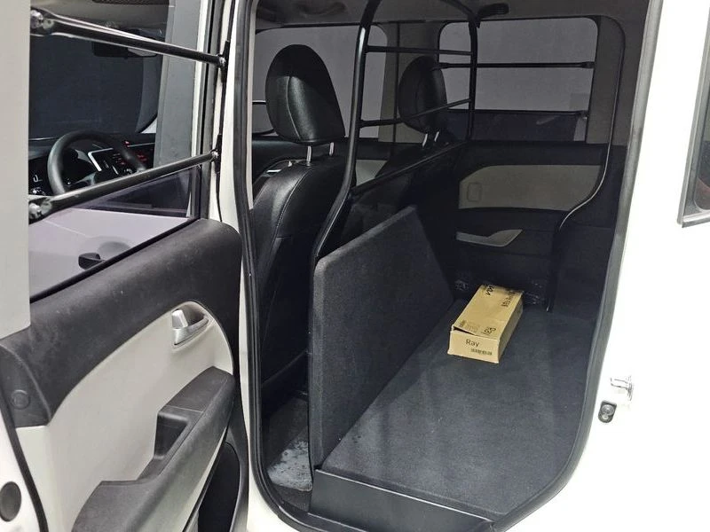 Kia Ray 1.0 Automatic КРАЙНА ЦЕНА: 10346 EUR !!!РЕАЛНА КРА, снимка 12 - Автомобили и джипове - 55968359
