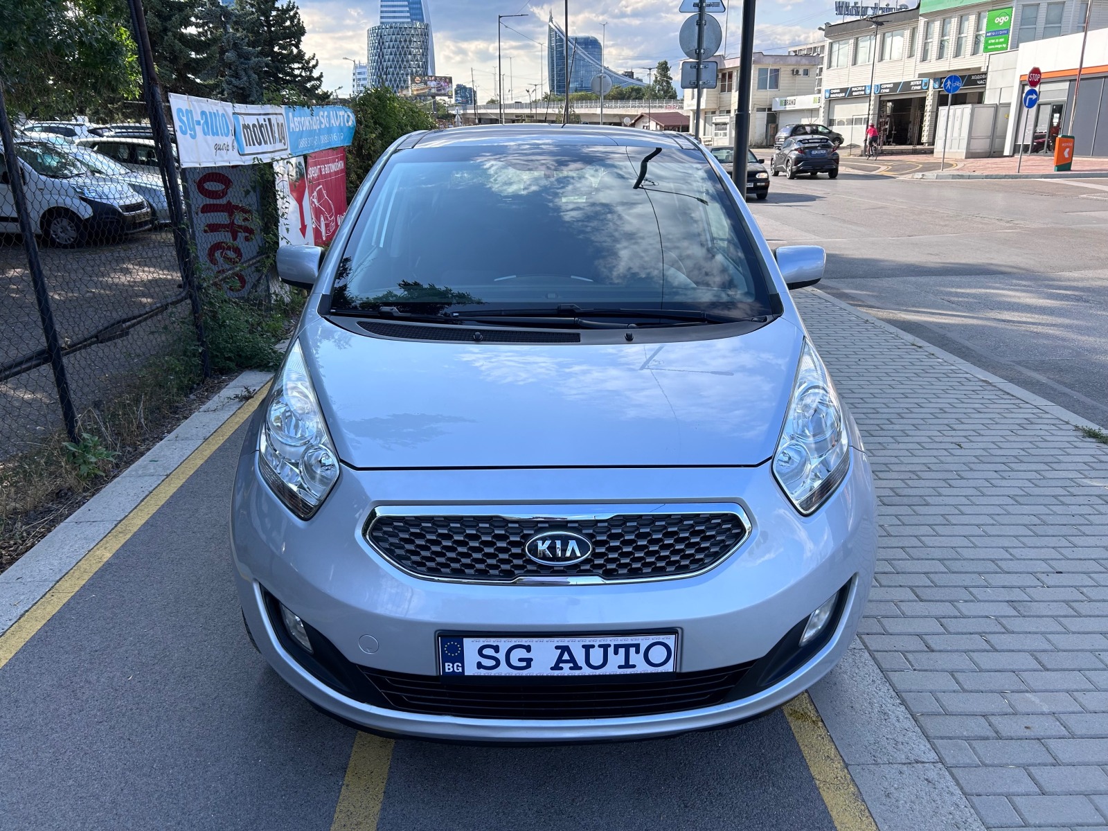 Kia Venga 1.4i/EURO 5/PANORAMA/ОТЛИЧНА  - изображение 2