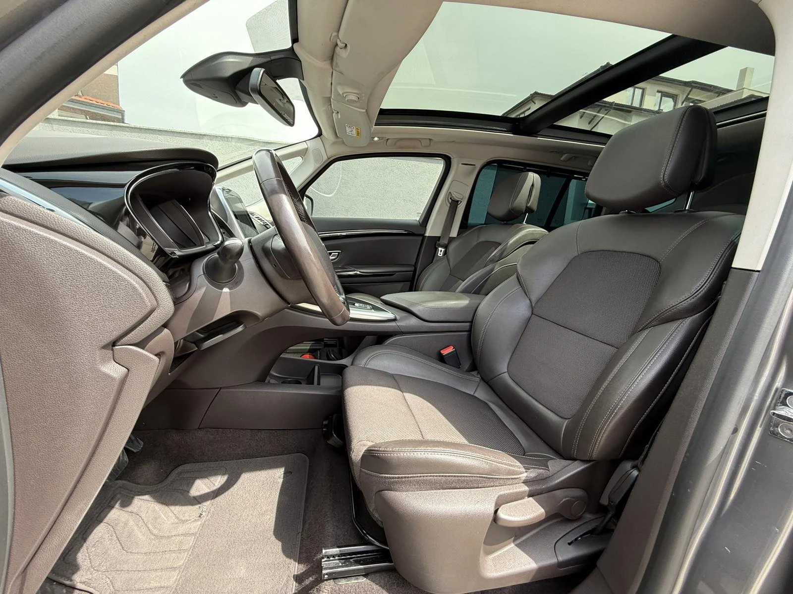 Renault Espace 1.6 dCi EDC  - изображение 10