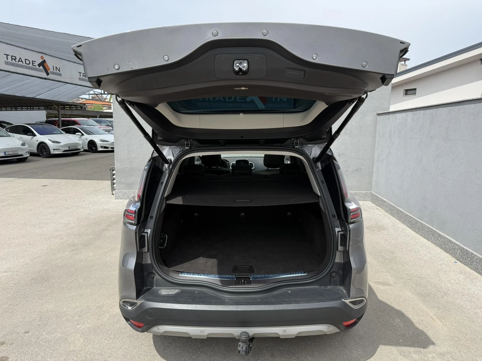 Renault Espace 1.6 dCi EDC  - изображение 8