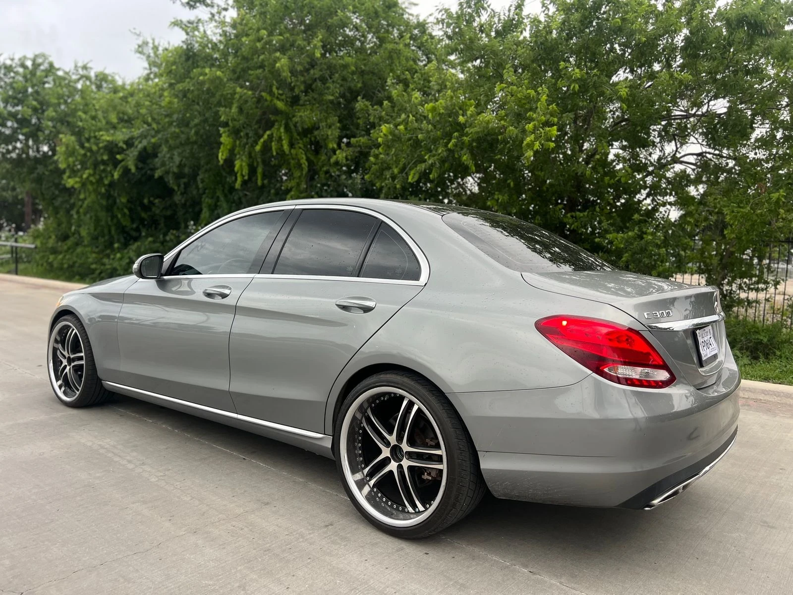 Mercedes-Benz C 300  - изображение 5