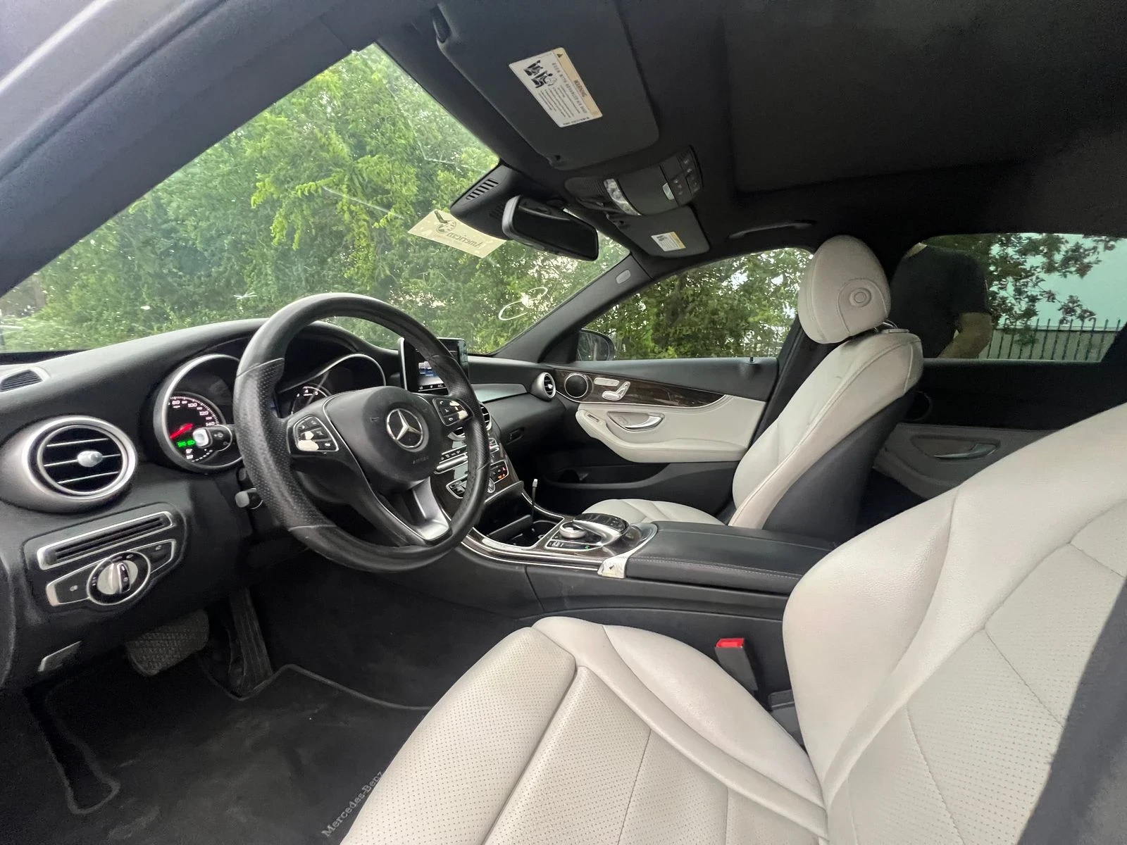 Mercedes-Benz C 300  - изображение 8