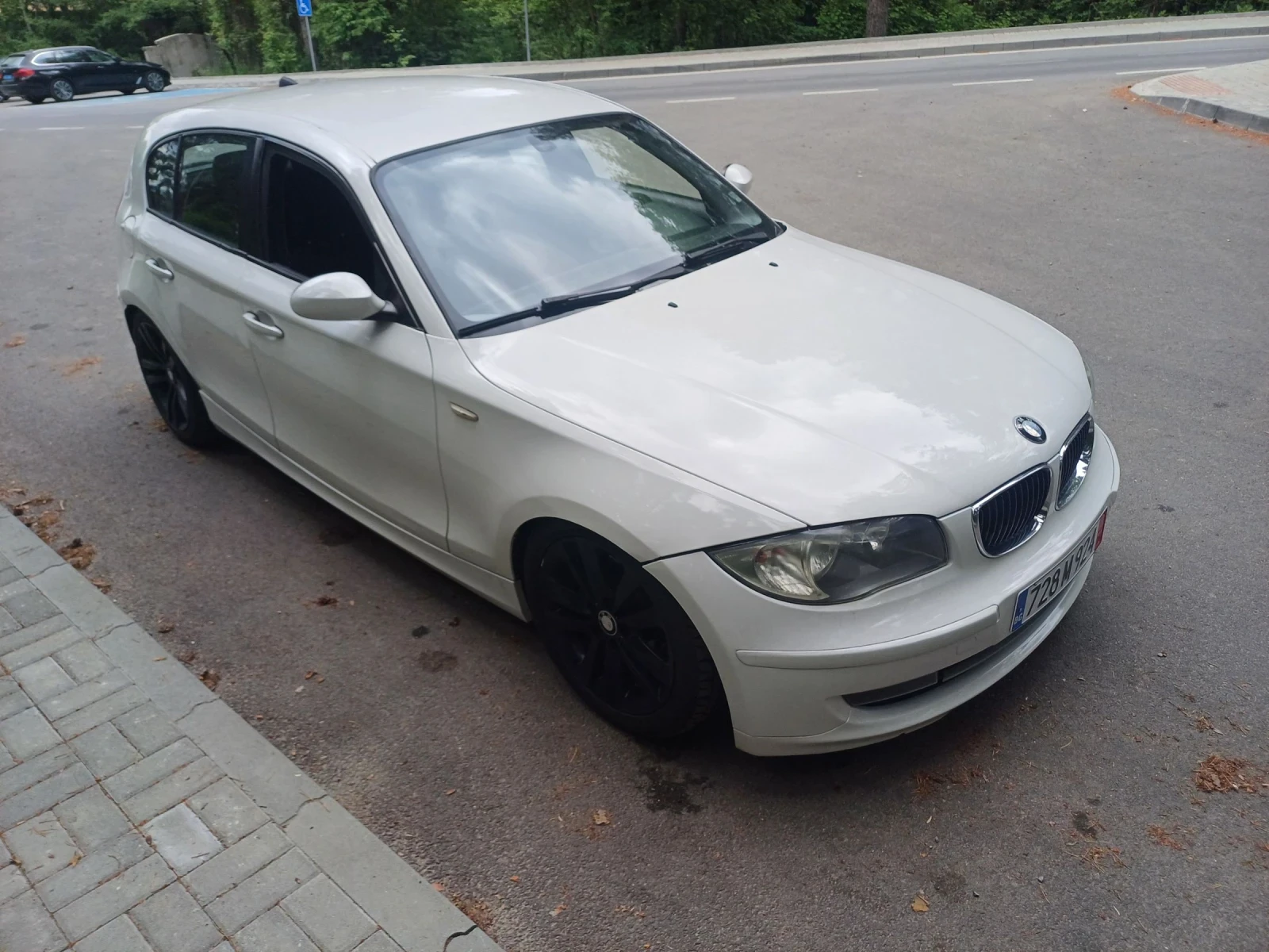 BMW 120 2.0d 177 - изображение 6