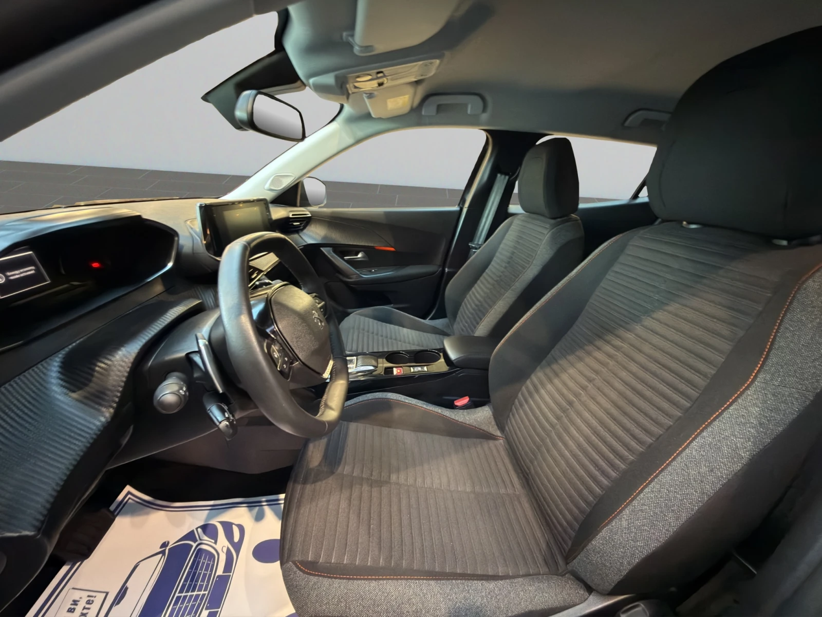 Peugeot 2008 ACTIVE 1.2 130 EAT8 EURO6 Гаранция 2 години - изображение 10