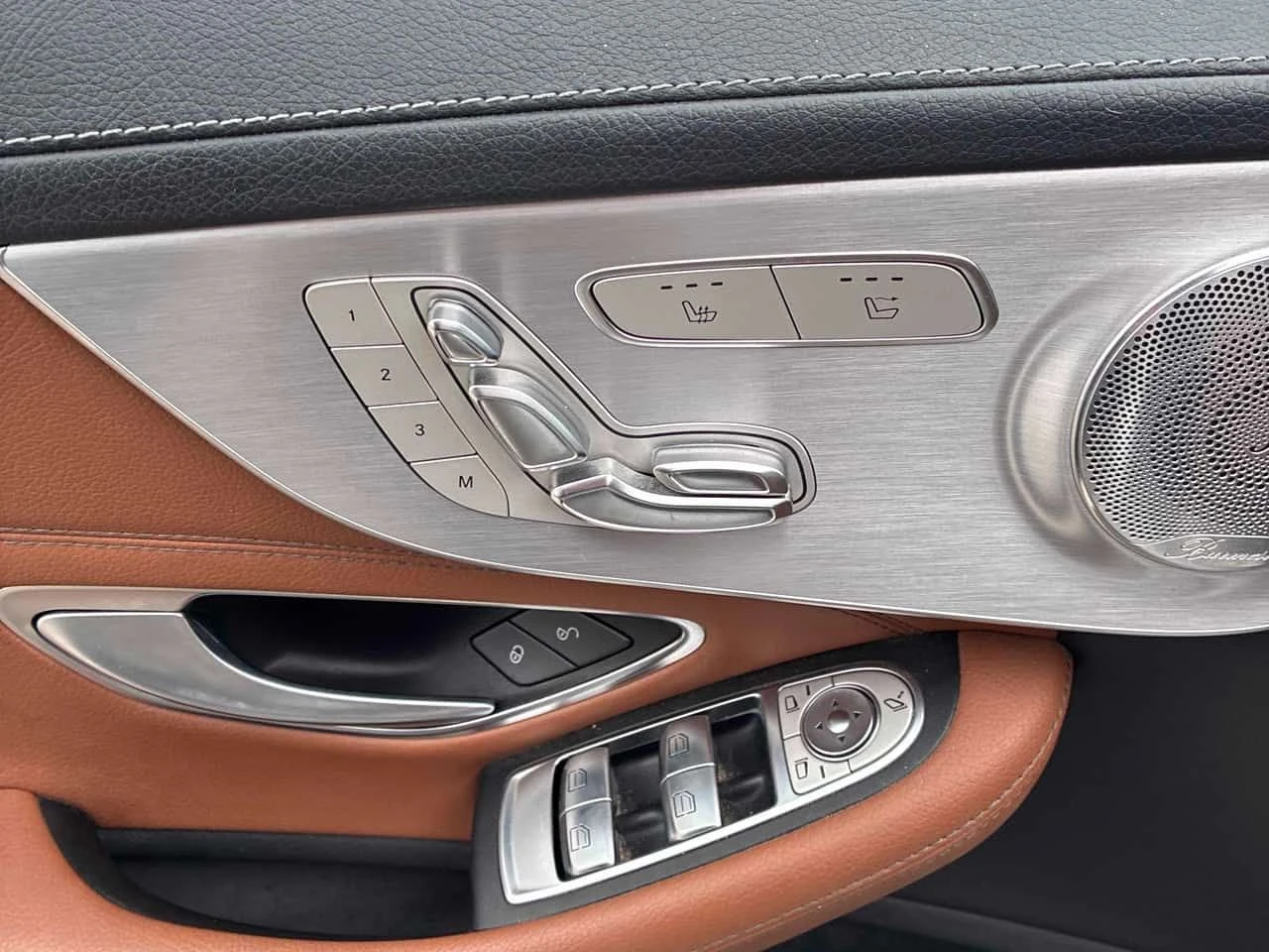 Mercedes-Benz C 300 * CARFAX * ЦЕНА ДО БГ - изображение 10