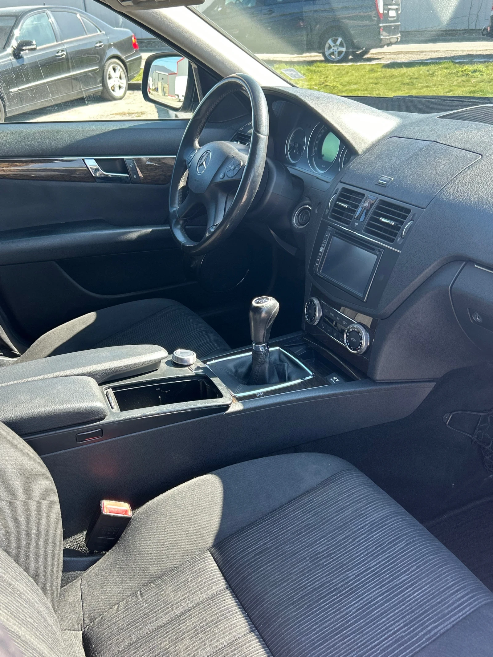 Mercedes-Benz C 220 CDI 170ps 6 скорости Топ, снимка 13 - Автомобили и джипове - 53763167