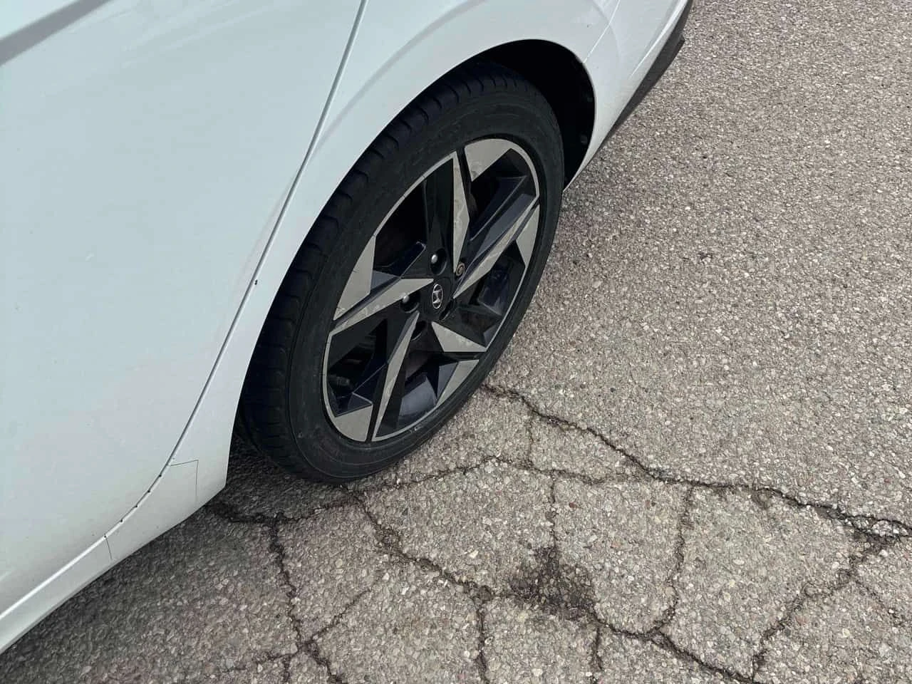 Hyundai Elantra * Ultimate * CARFAX * ПРЕДСТАВИТЕЛСТВО * ПАНОРАМА , снимка 13 - Автомобили и джипове - 54088853