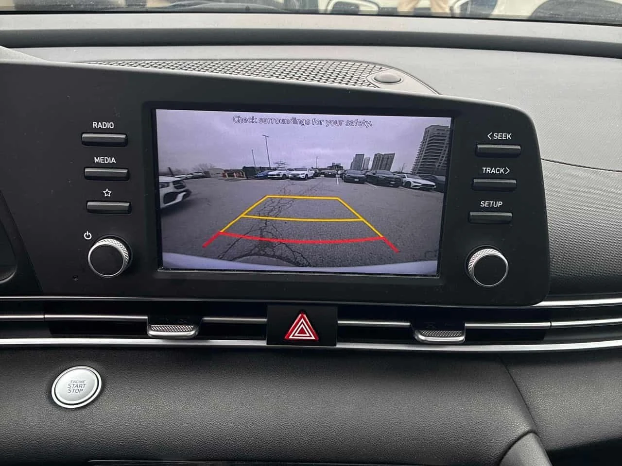 Hyundai Elantra * Ultimate * CARFAX * ПРЕДСТАВИТЕЛСТВО * ПАНОРАМА , снимка 10 - Автомобили и джипове - 54088853