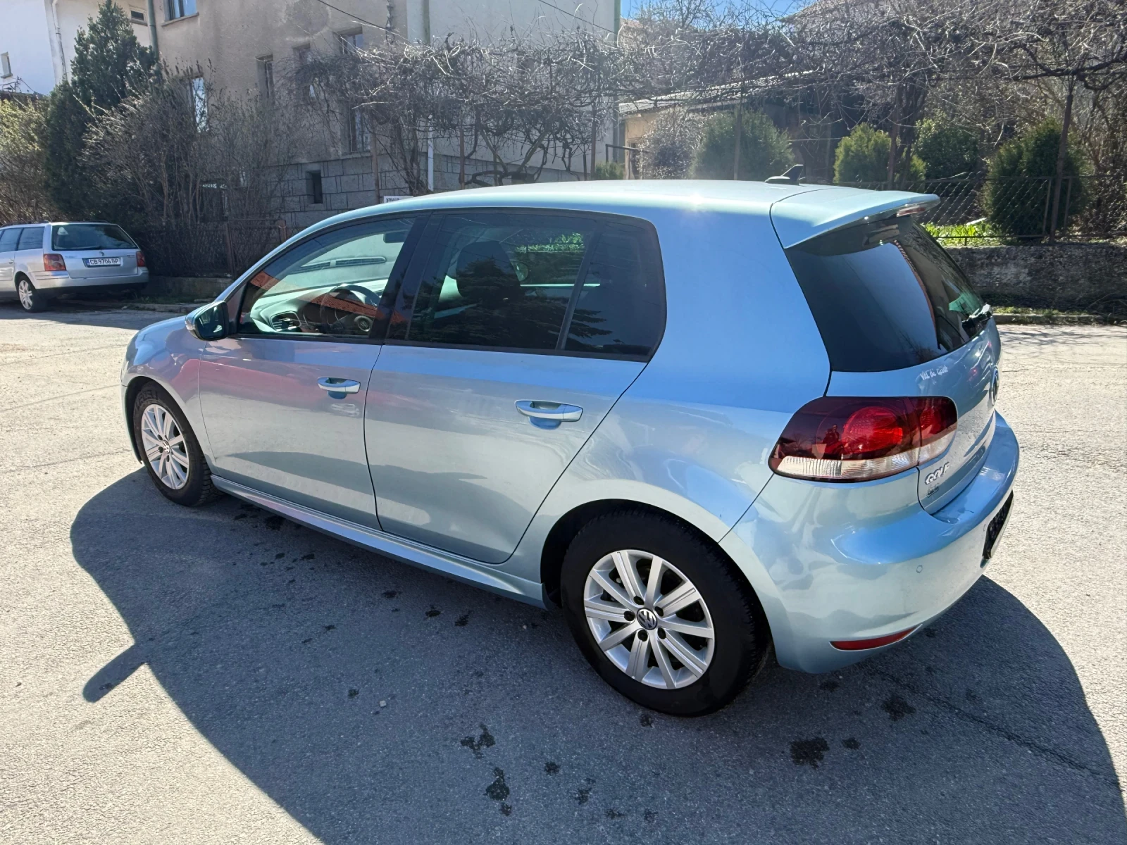 VW Golf Обслужен, подгрев, Нави, парктроник , снимка 5 - Автомобили и джипове - 54142554