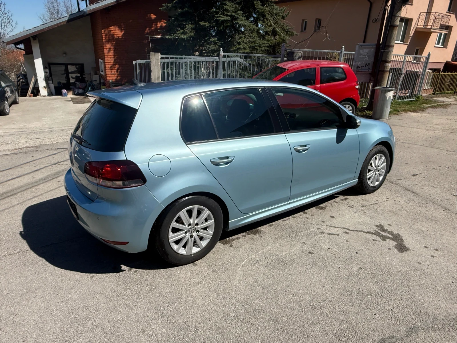 VW Golf Обслужен, подгрев, Нави, парктроник , снимка 3 - Автомобили и джипове - 54142554