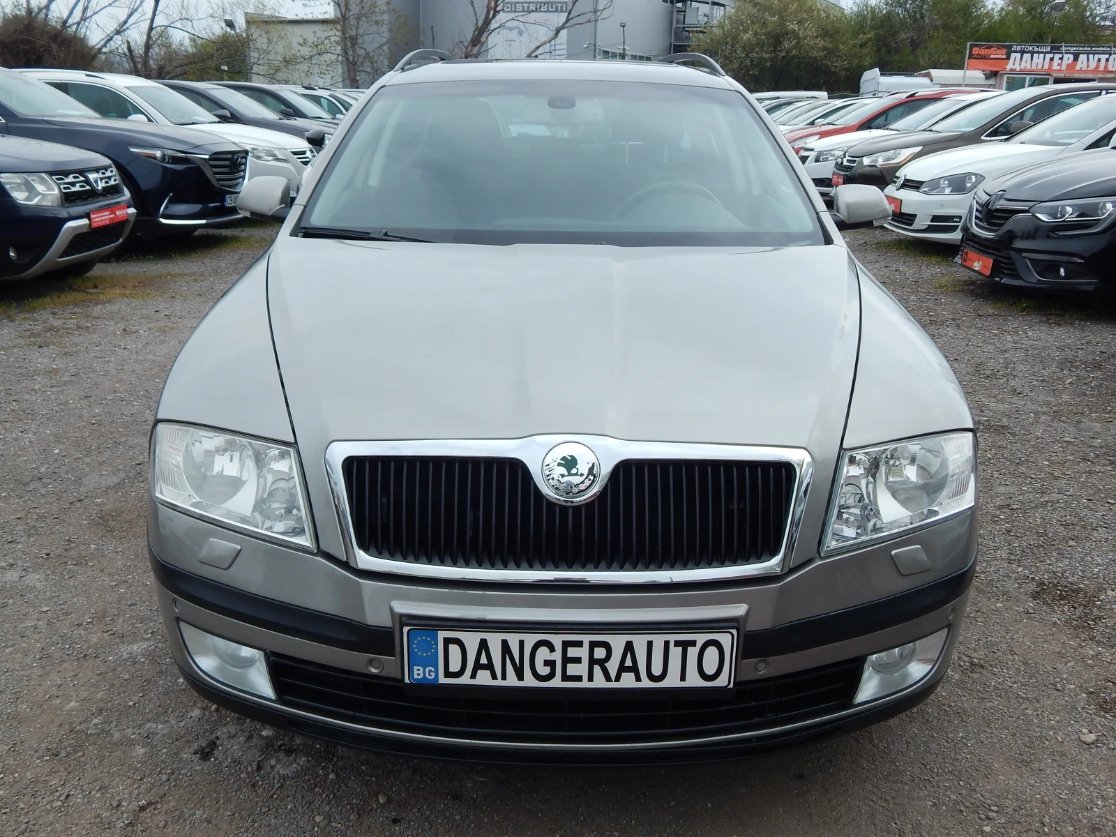 Skoda Octavia 1.9TDI* 105k.* АВТОМАТИК* , снимка 2 - Автомобили и джипове - 54218144
