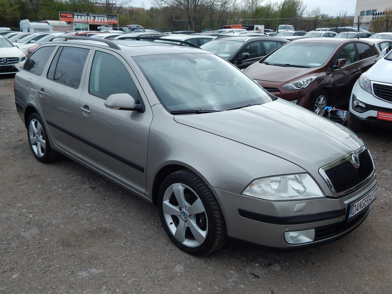Skoda Octavia 1.9TDI* 105k.* АВТОМАТИК* , снимка 3 - Автомобили и джипове - 54218144