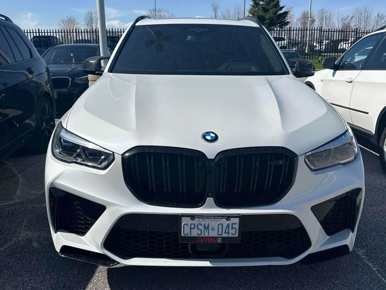 BMW X5M * Competition * ДИСТРОНИК * 360 * ЛАЗЕР * H/K, снимка 6 - Автомобили и джипове - 54418090