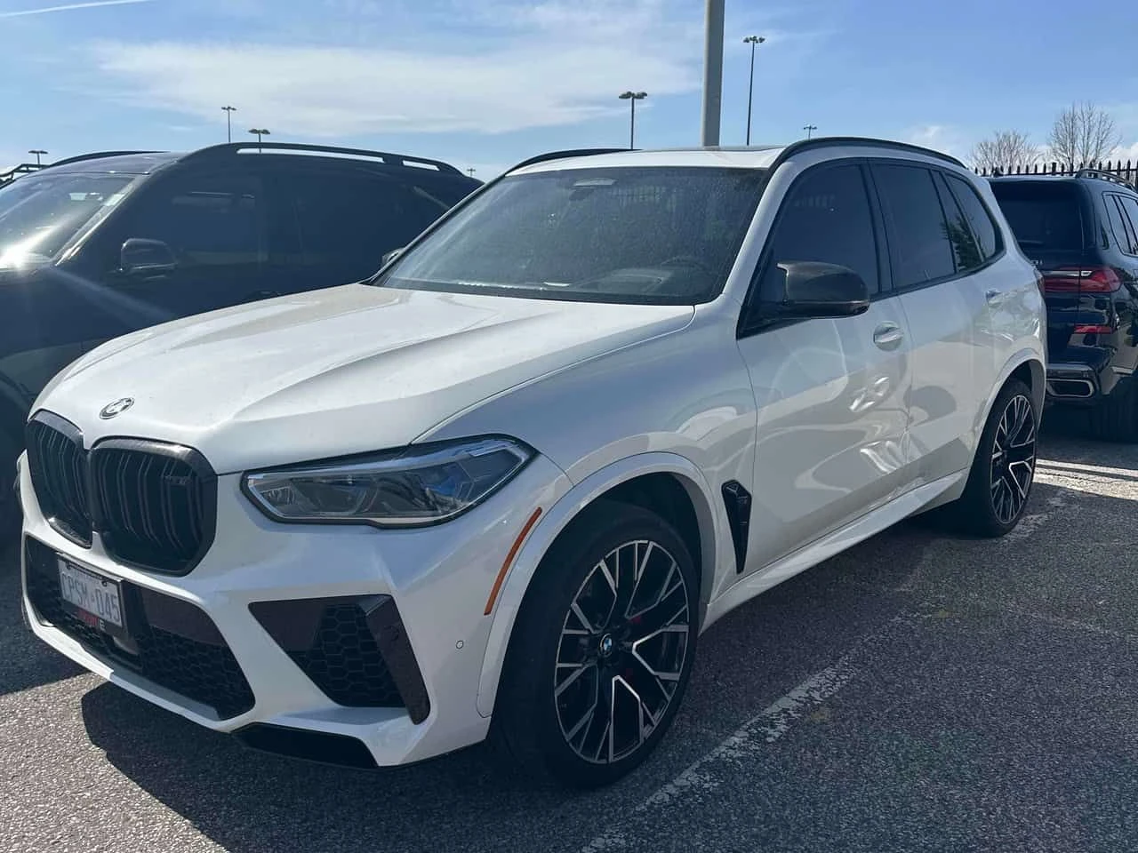 BMW X5M * Competition * ДИСТРОНИК * 360 * ЛАЗЕР * H/K, снимка 13 - Автомобили и джипове - 54418090