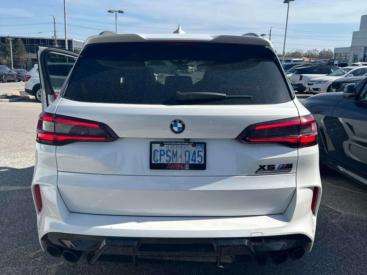 BMW X5M * Competition * ДИСТРОНИК * 360 * ЛАЗЕР * H/K, снимка 4 - Автомобили и джипове - 54418090