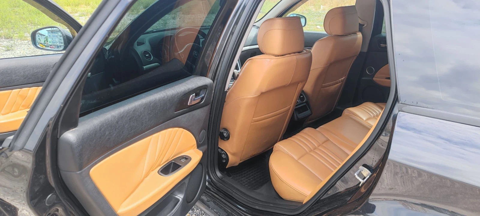 Alfa Romeo 159 sportwagon 1, 9 GtdM, снимка 5 - Автомобили и джипове - 54511513