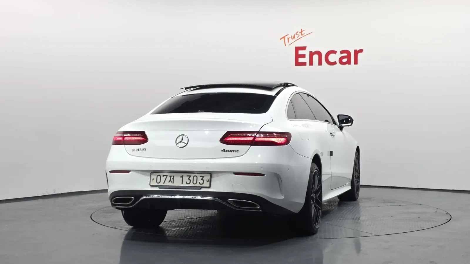 Mercedes-Benz E 400 AMG line/360 Cam/Подгрев/Обдух/HUD/, снимка 3 - Автомобили и джипове - 54765489