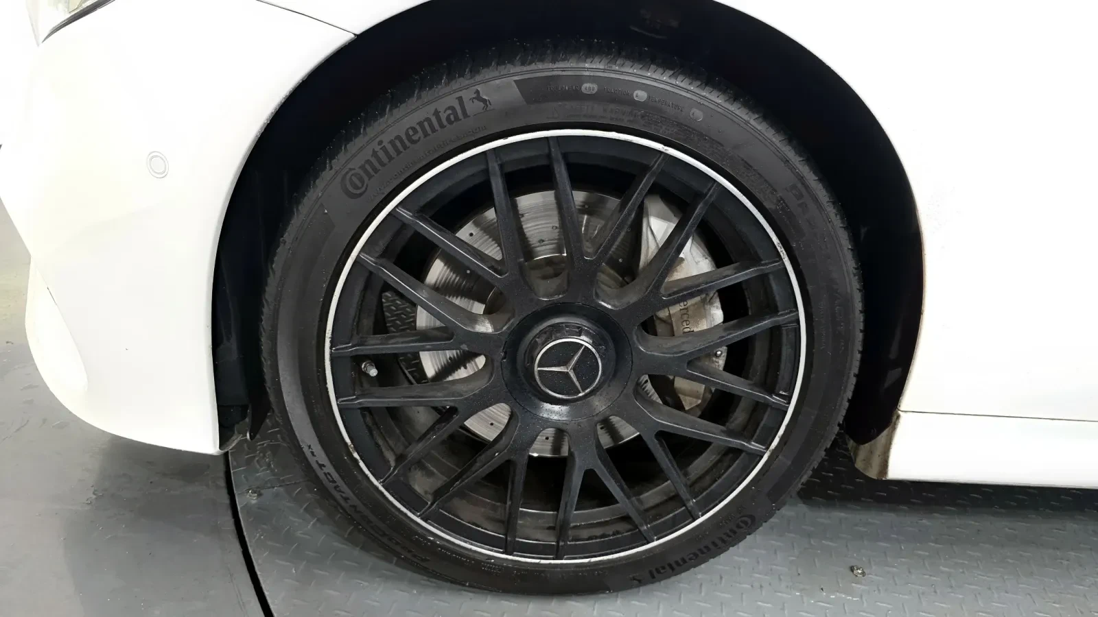 Mercedes-Benz E 400 AMG line/360 Cam/Подгрев/Обдух/HUD/, снимка 16 - Автомобили и джипове - 54765489