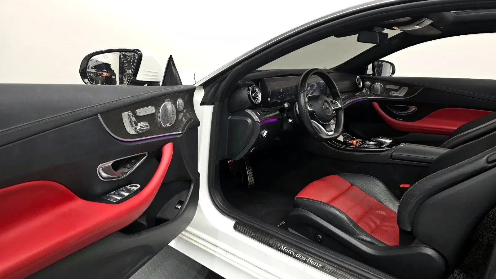 Mercedes-Benz E 400 AMG line/360 Cam/Подгрев/Обдух/HUD/, снимка 7 - Автомобили и джипове - 54765489
