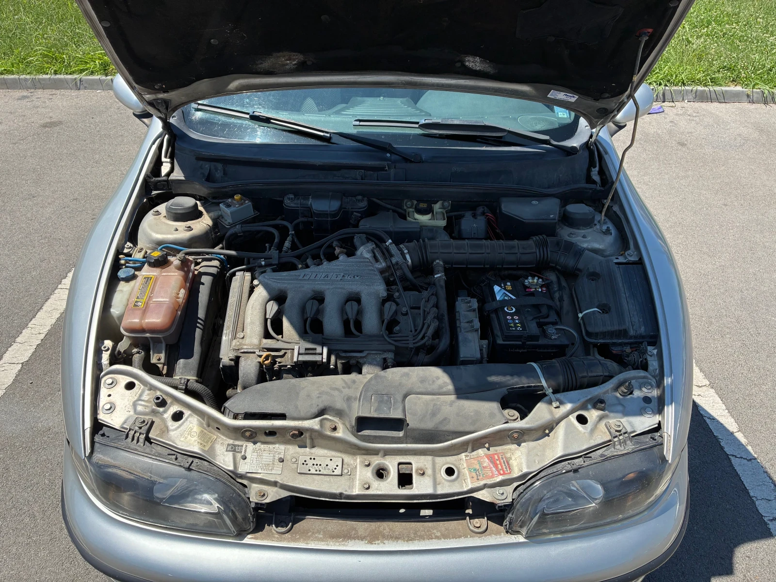 Fiat Marea 1.6i БЕНЗИН 4ВРАТИ КЛИМА РЕГИСТРИРАН И ОБСЛУЖЕН, снимка 9 - Автомобили и джипове - 55435513
