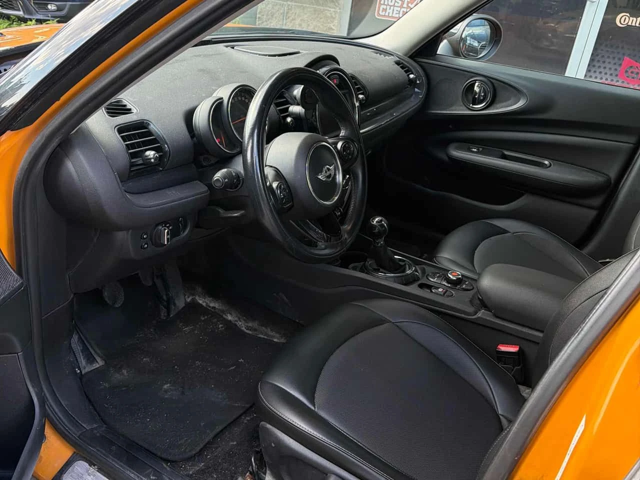 Mini Clubman * 4dr HB * CARFAX * ОПЦИЯ ЗА ФИНАНСИРАНЕ, снимка 5 - Автомобили и джипове - 55615472