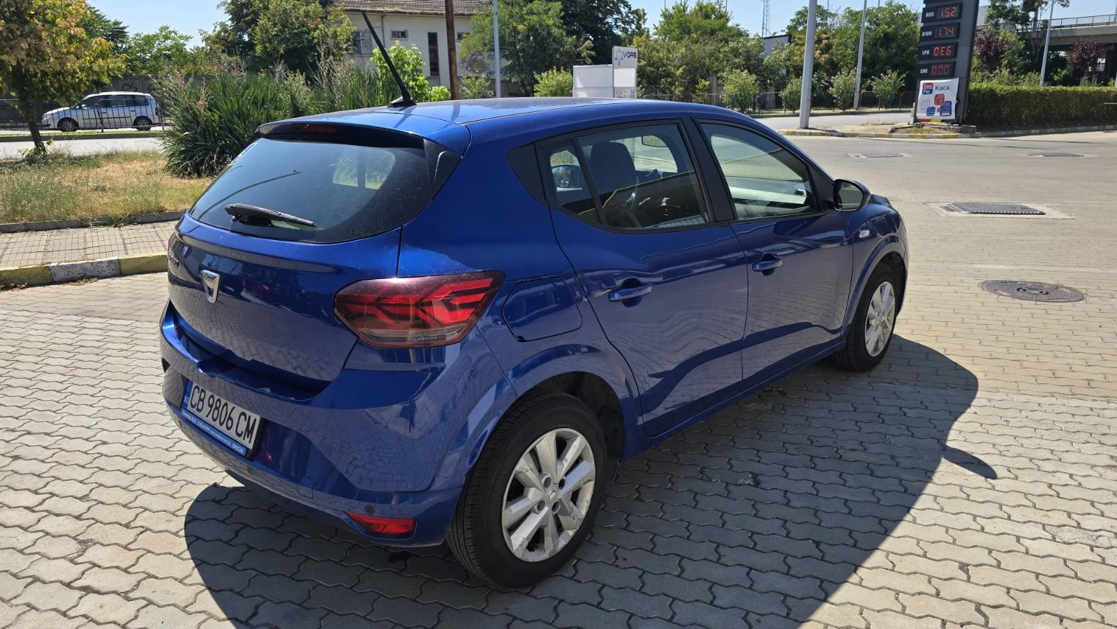 Dacia Sandero 1.0 ECO G, снимка 7 - Автомобили и джипове - 55626519