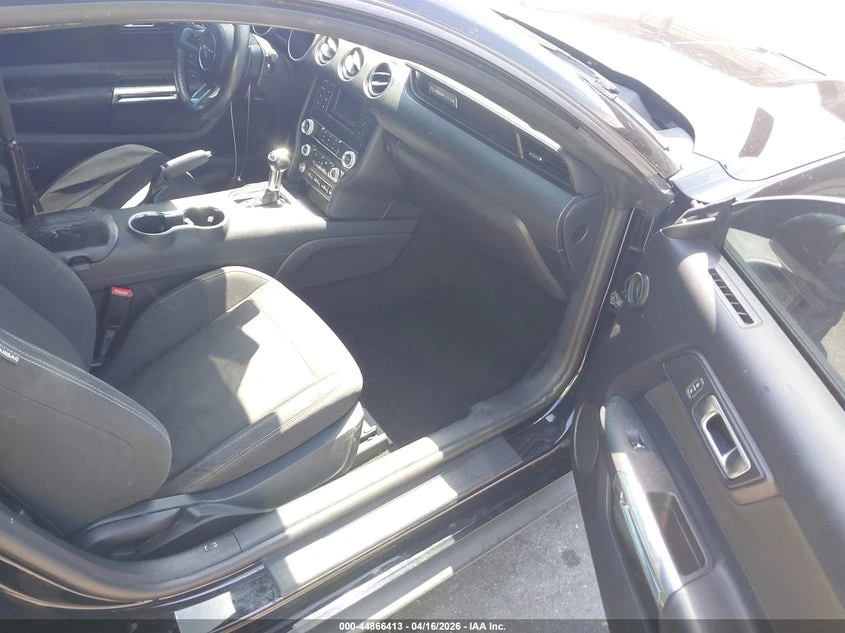 Ford Mustang 2.3l Ecoboost, снимка 5 - Автомобили и джипове - 55681286