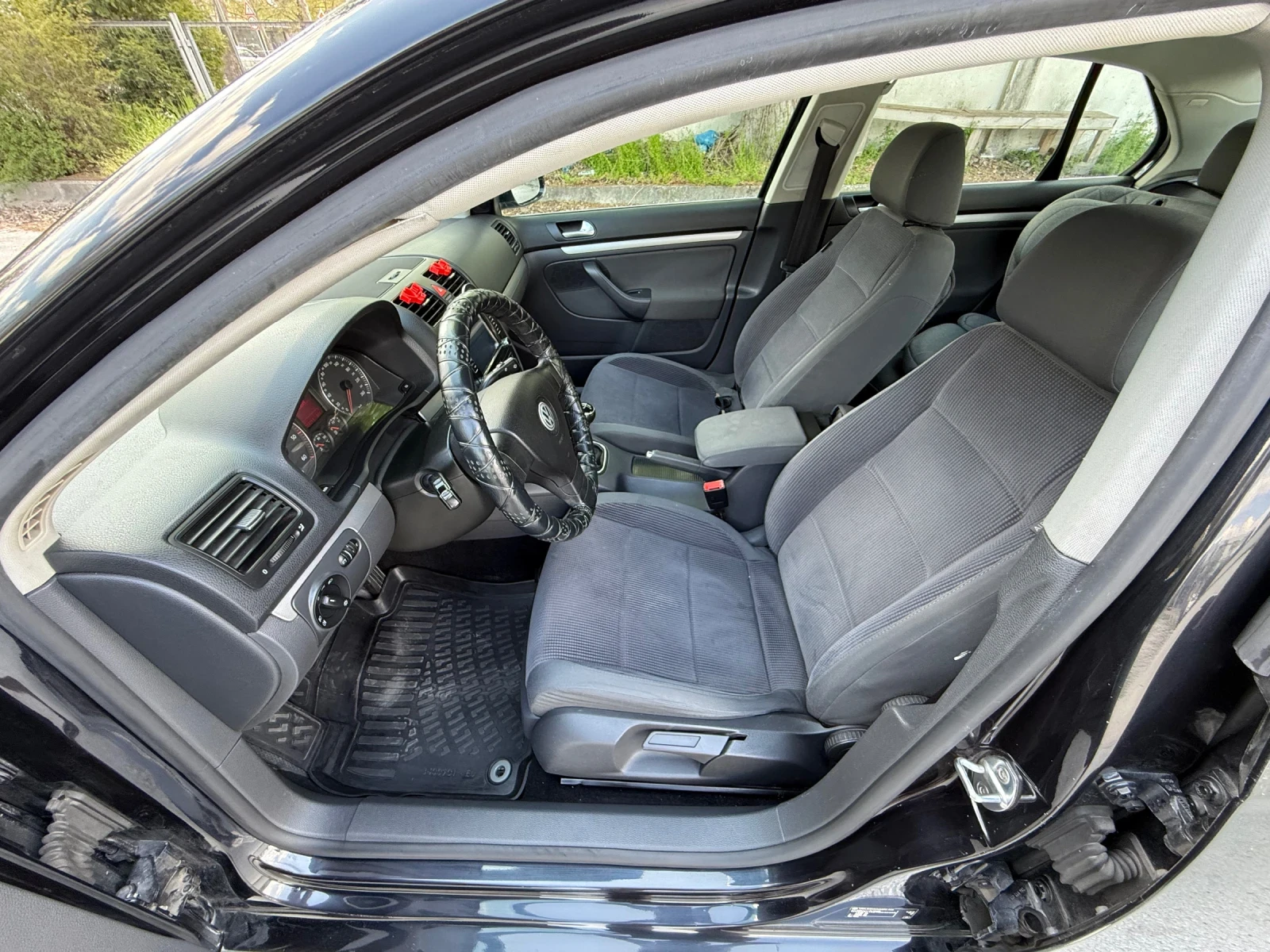 VW Jetta, снимка 10 - Автомобили и джипове - 55723970