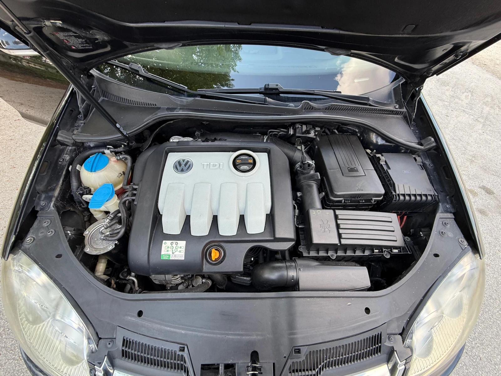 VW Jetta, снимка 13 - Автомобили и джипове - 55723970