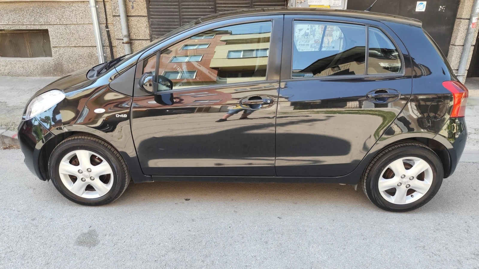 Toyota Yaris, снимка 3 - Автомобили и джипове - 55862509