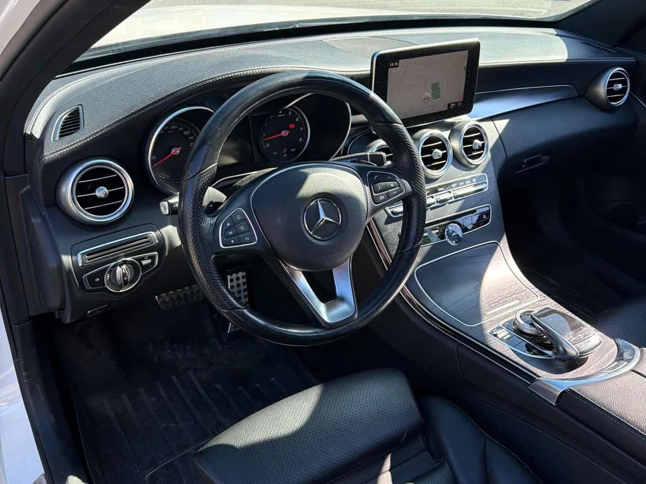 Mercedes-Benz C 300 * 4MATIC Sedan* АВТОКРЕДИТ БЕЗ ПЪРВОНАЧАЛНА ВНОСКА, снимка 5 - Автомобили и джипове - 56230189