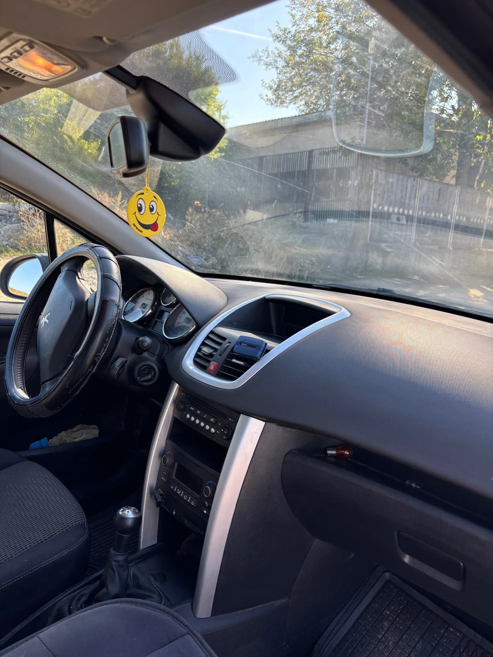 Peugeot 207, снимка 6 - Автомобили и джипове - 56346771