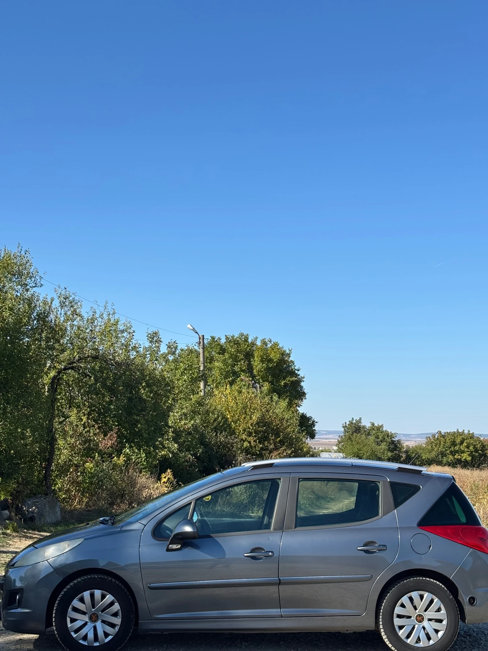 Peugeot 207, снимка 2 - Автомобили и джипове - 56346771