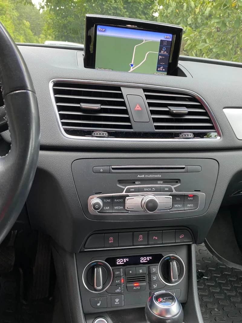 Audi Q3, снимка 7 - Автомобили и джипове - 53251151