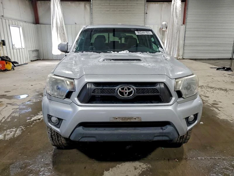 Toyota Tacoma 4.0L 6 4x4 w/Rear Wheel Drv, снимка 10 - Автомобили и джипове - 53125902