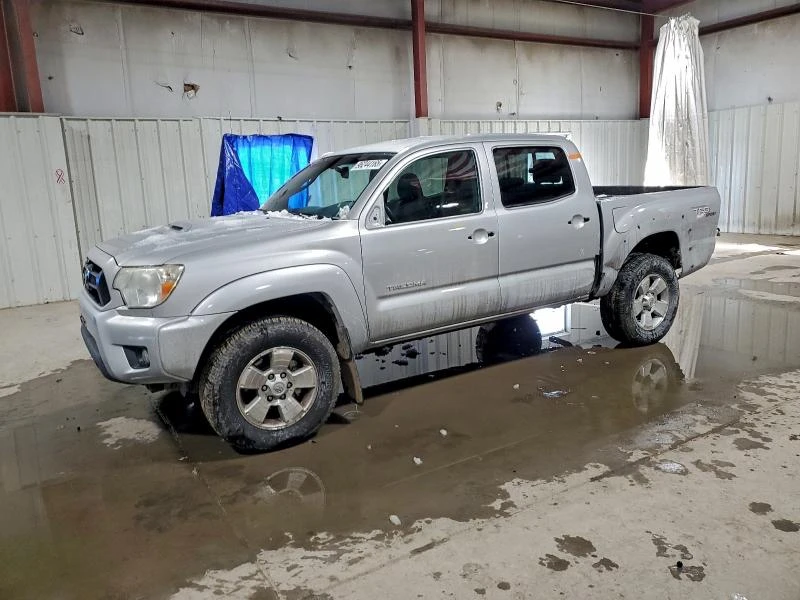 Toyota Tacoma 4.0L 6 4x4 w/Rear Wheel Drv, снимка 2 - Автомобили и джипове - 53125902
